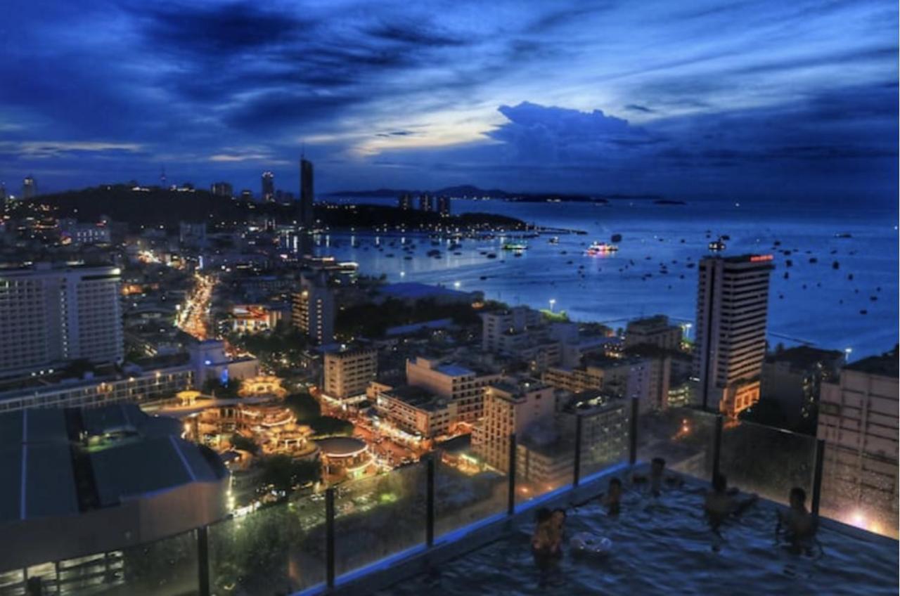 The Base Central Pattaya By Wwc Exteriér fotografie