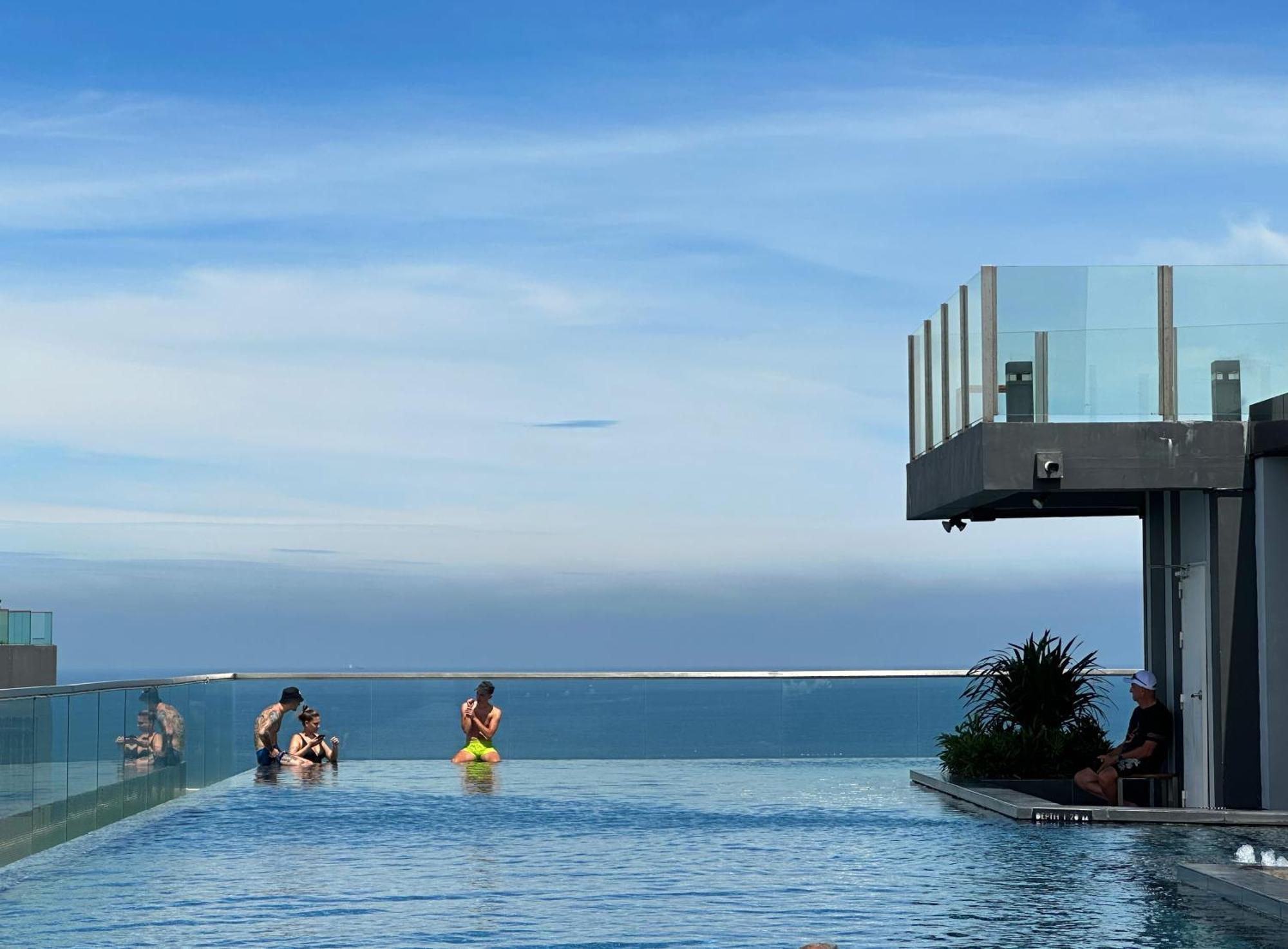The Base Central Pattaya By Wwc Exteriér fotografie