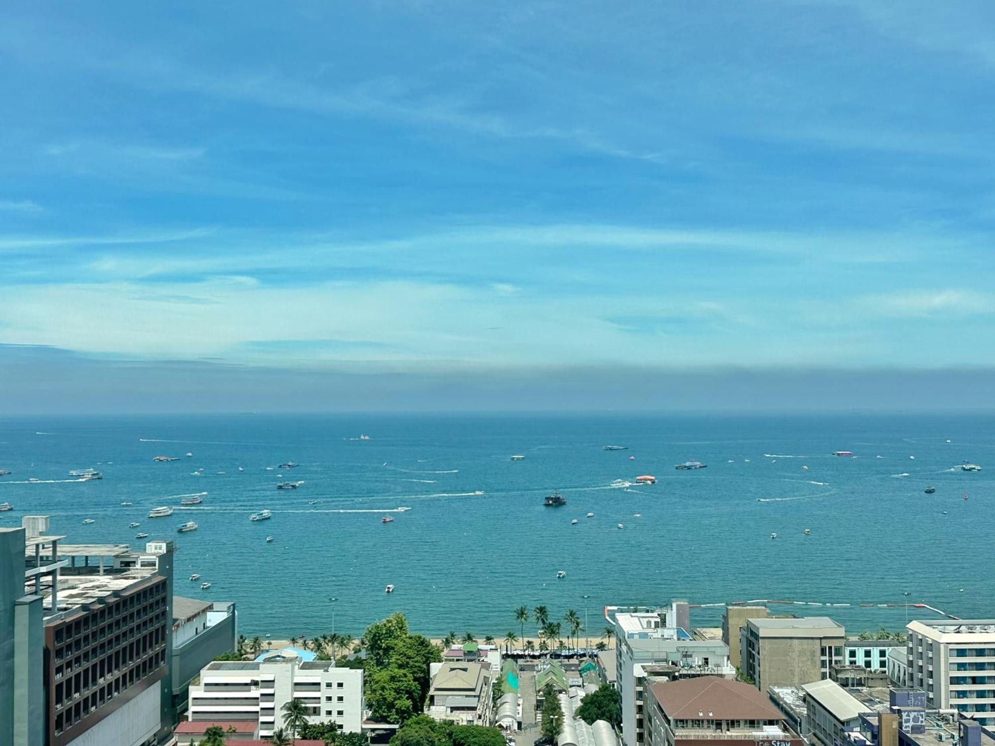 The Base Central Pattaya By Wwc Exteriér fotografie